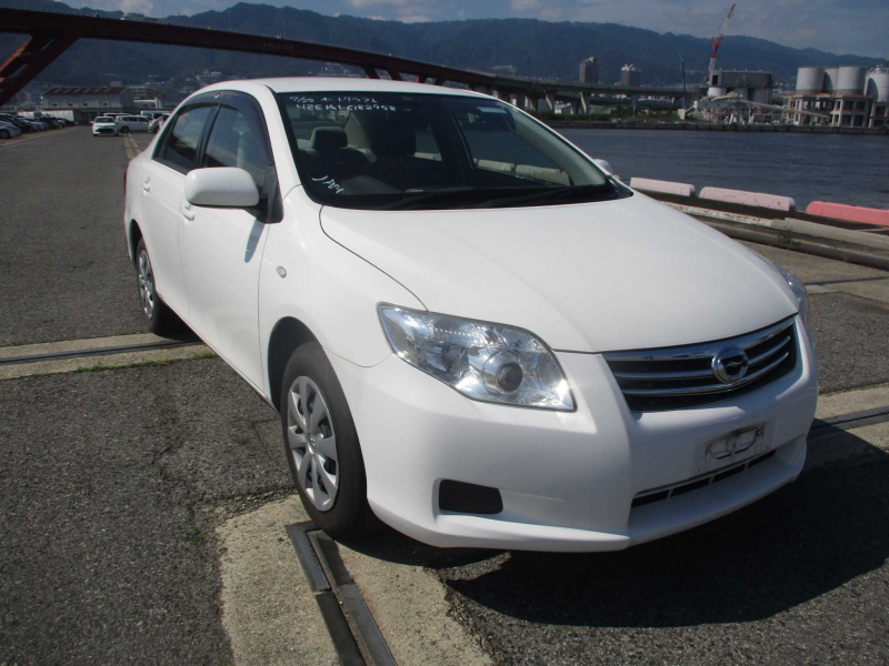 Toyota Corolla Axio 2011
