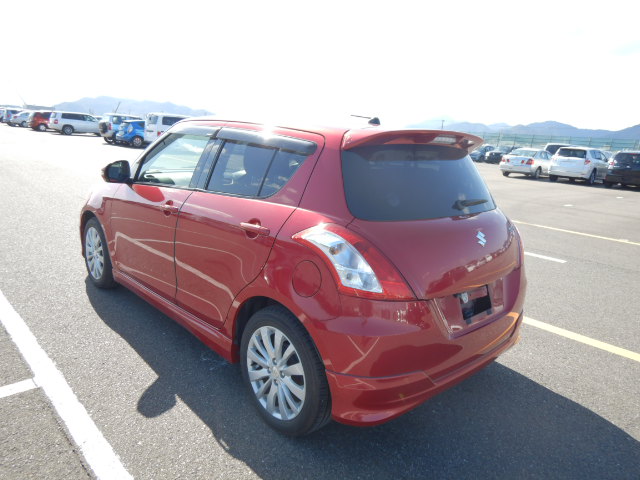 Suzuki Swift 2010, RED, 1240cc, ATM - Autocraft Japan