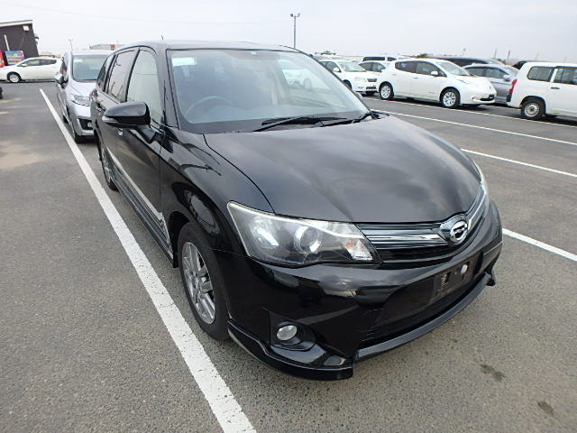 Toyota Corolla Fielder 2013