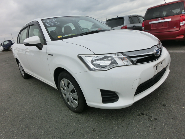 Toyota Corolla Axio 2014