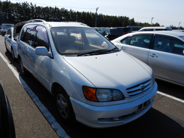 Toyota Ipsum 2001