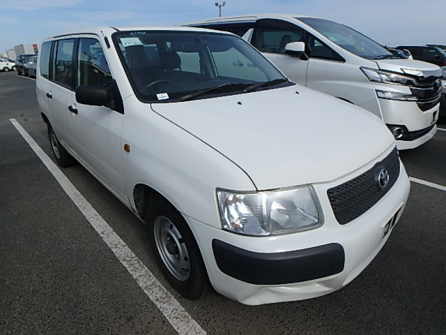 Toyota Succeed Van 2010