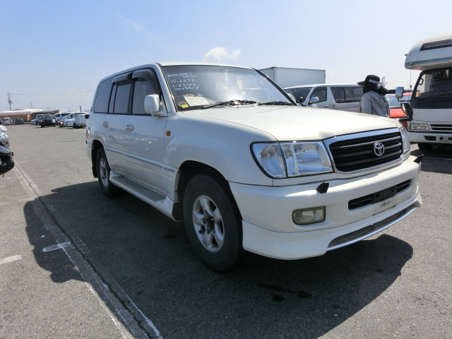 Toyota Land Cruiser 100 1999