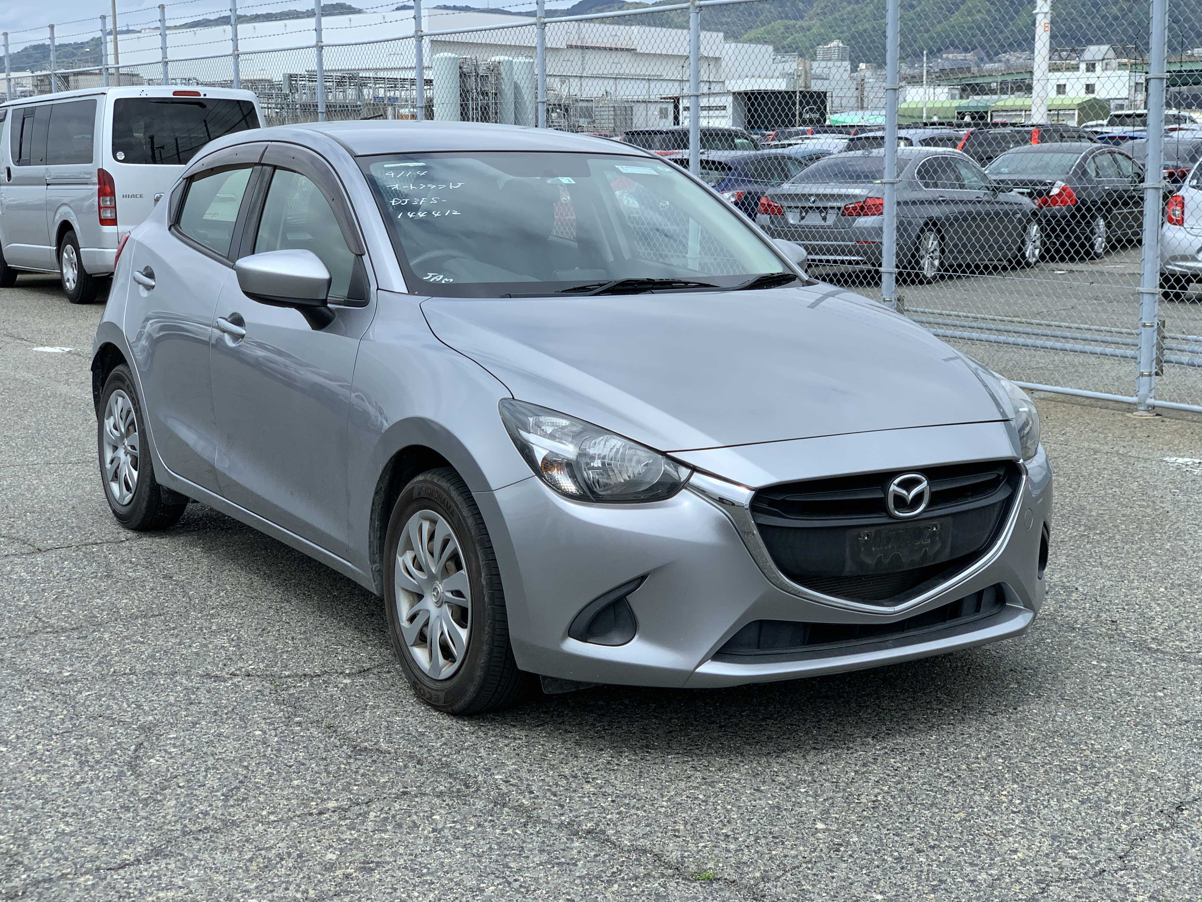Mazda Demio 2016