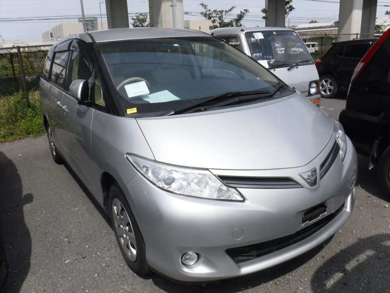 Toyota Estima 2016