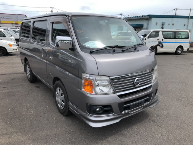 Nissan Caravan Van 2011