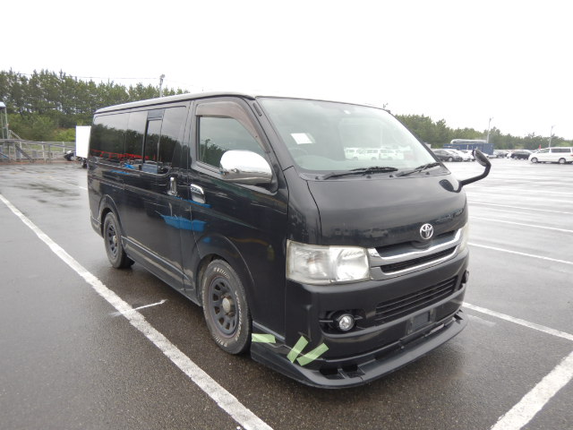 Toyota Hiace Van 2010