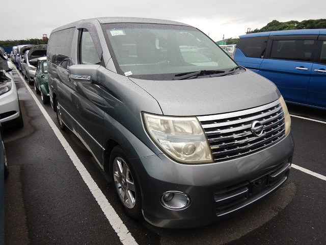 Nissan Elgrand 2006