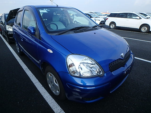Toyota Vitz 2002