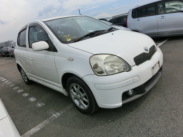 Toyota Vitz 2004