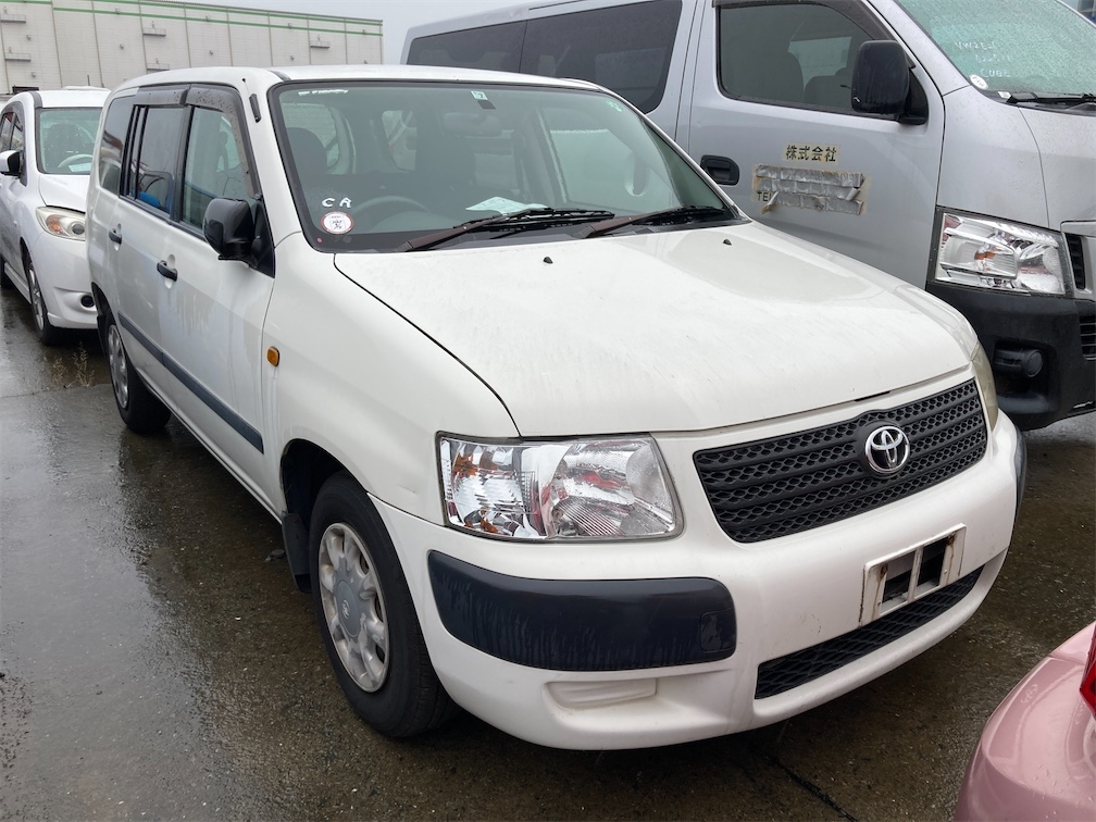 Toyota Succeed Wagon 2006