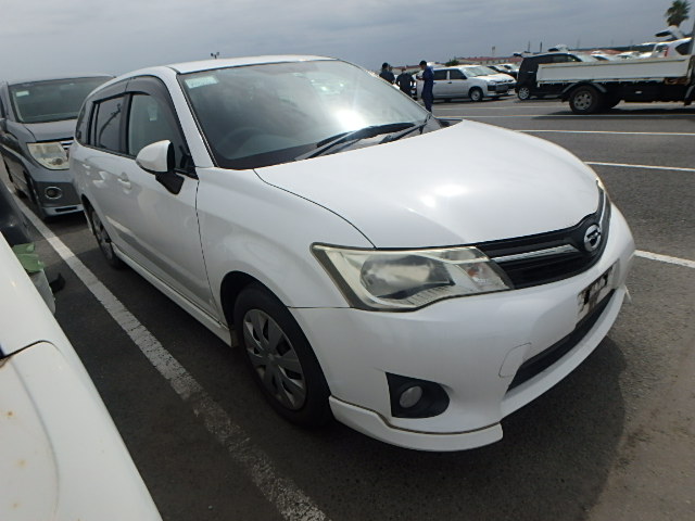 Toyota Corolla Fielder 2012