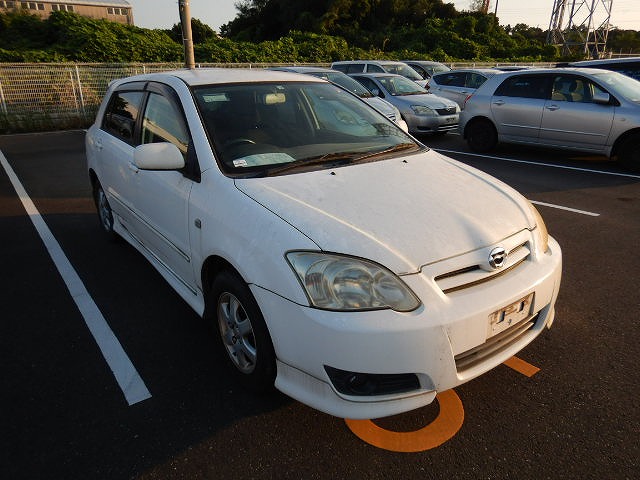 Toyota Corolla Runx 2004