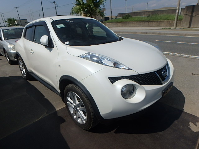 Nissan JUKE 2012