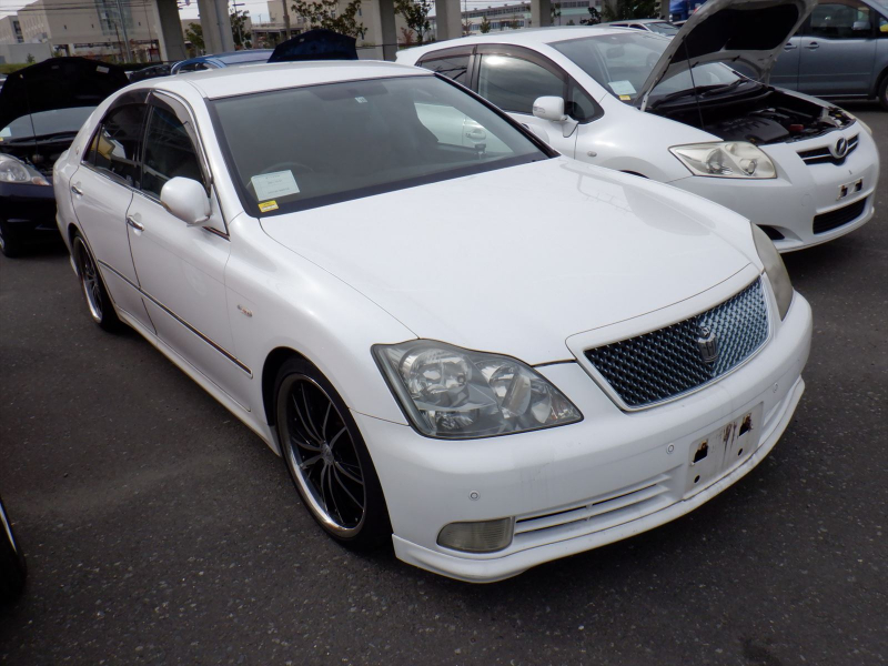 Toyota Crown 2004