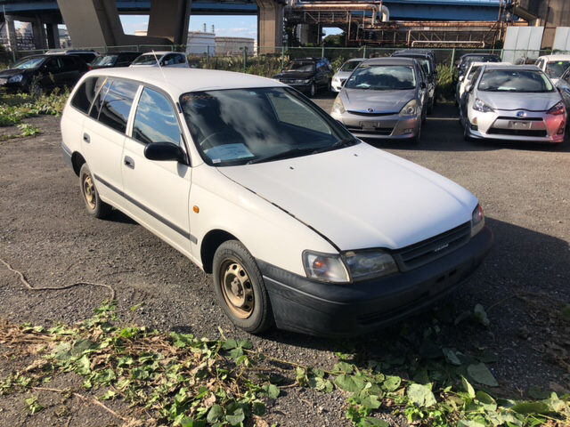 Toyota Caldina Van 2000