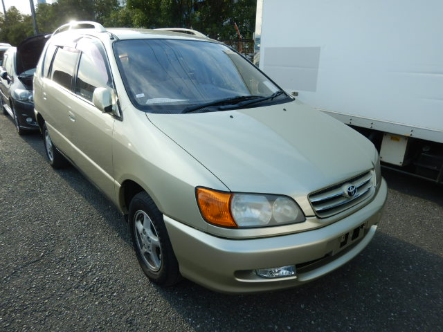 Toyota Ipsum 2000