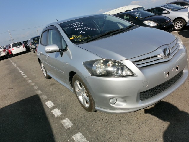 Toyota Auris 2011