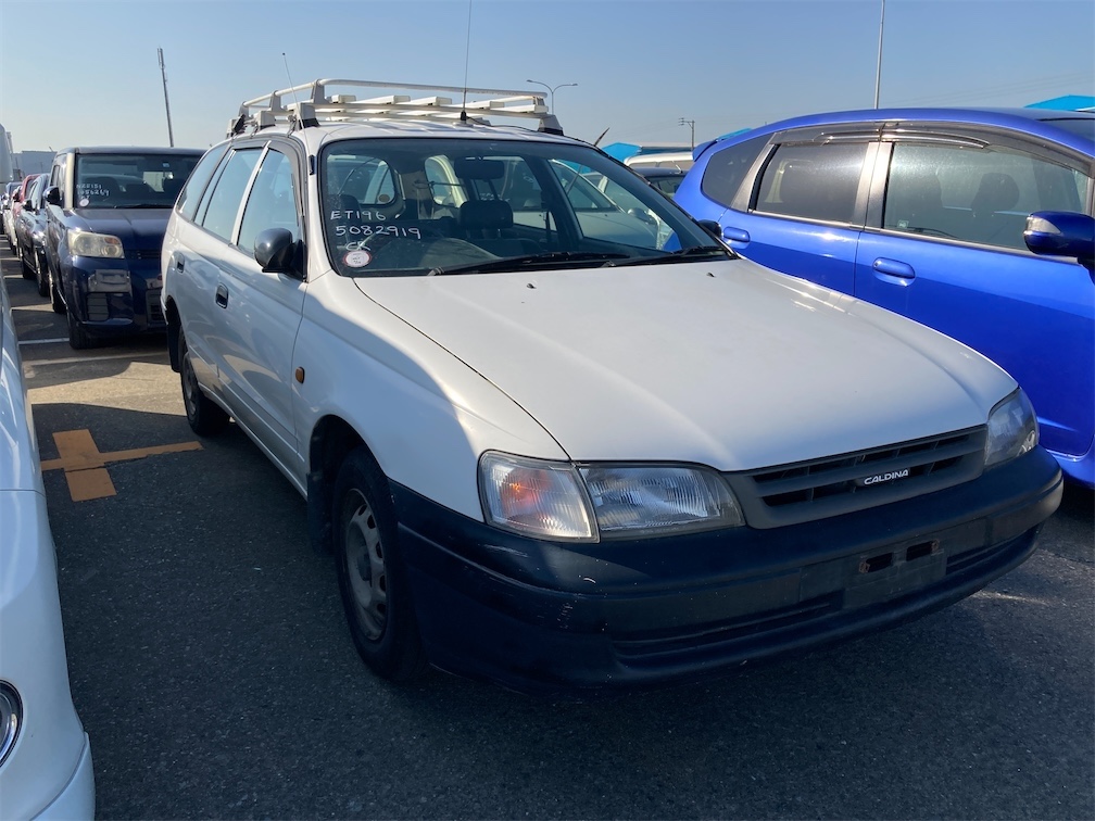 Toyota Caldina Van 2000