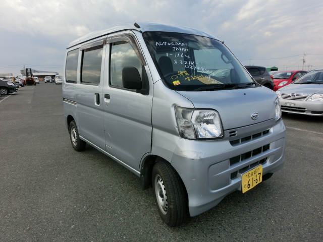 Daihatsu Hijet Cargo 2016