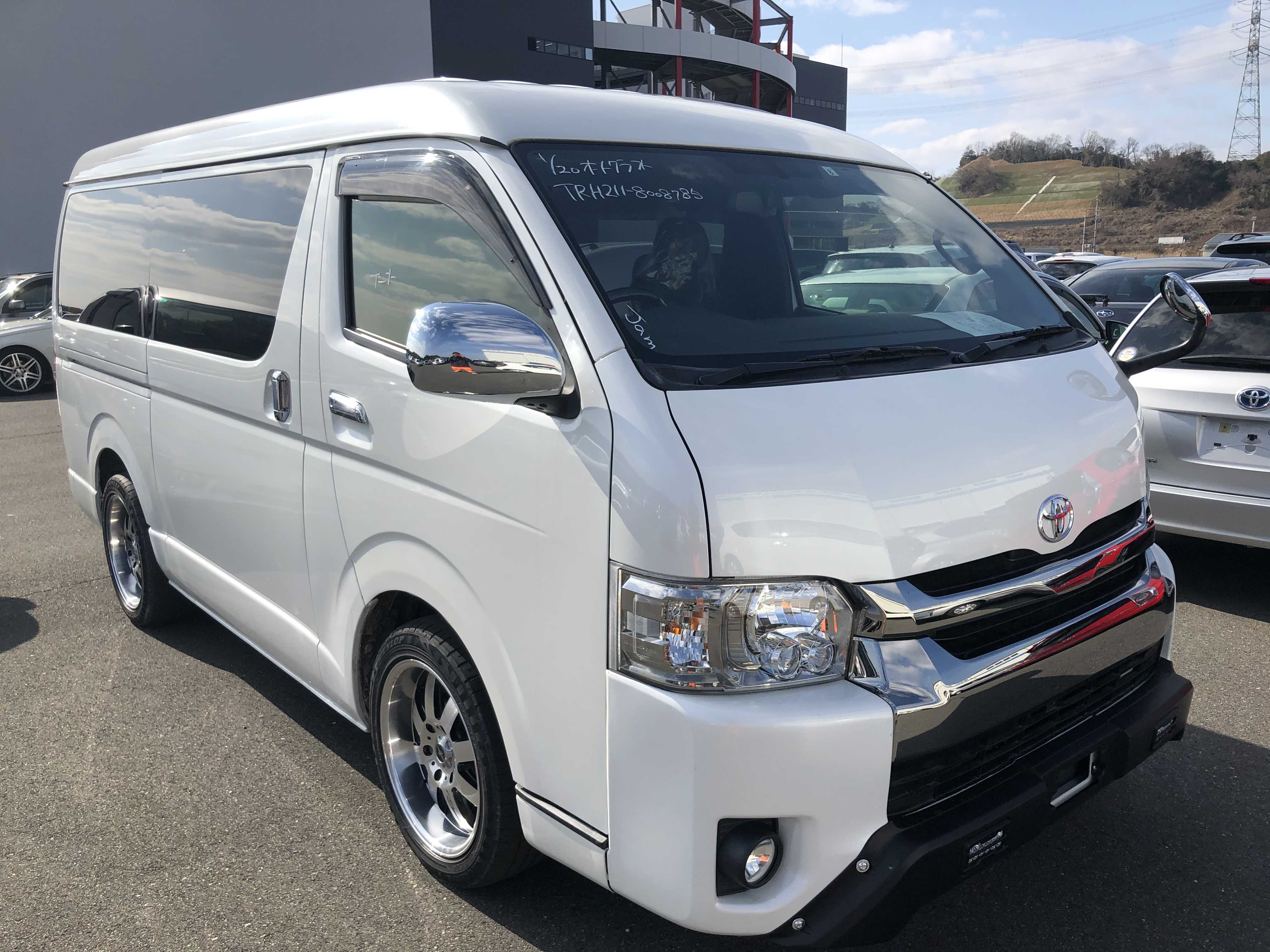 Toyota Hiace Van 2019