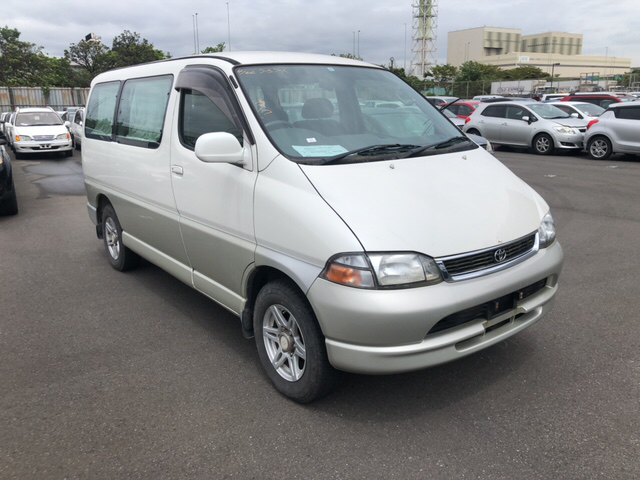 Toyota Granvia 1997