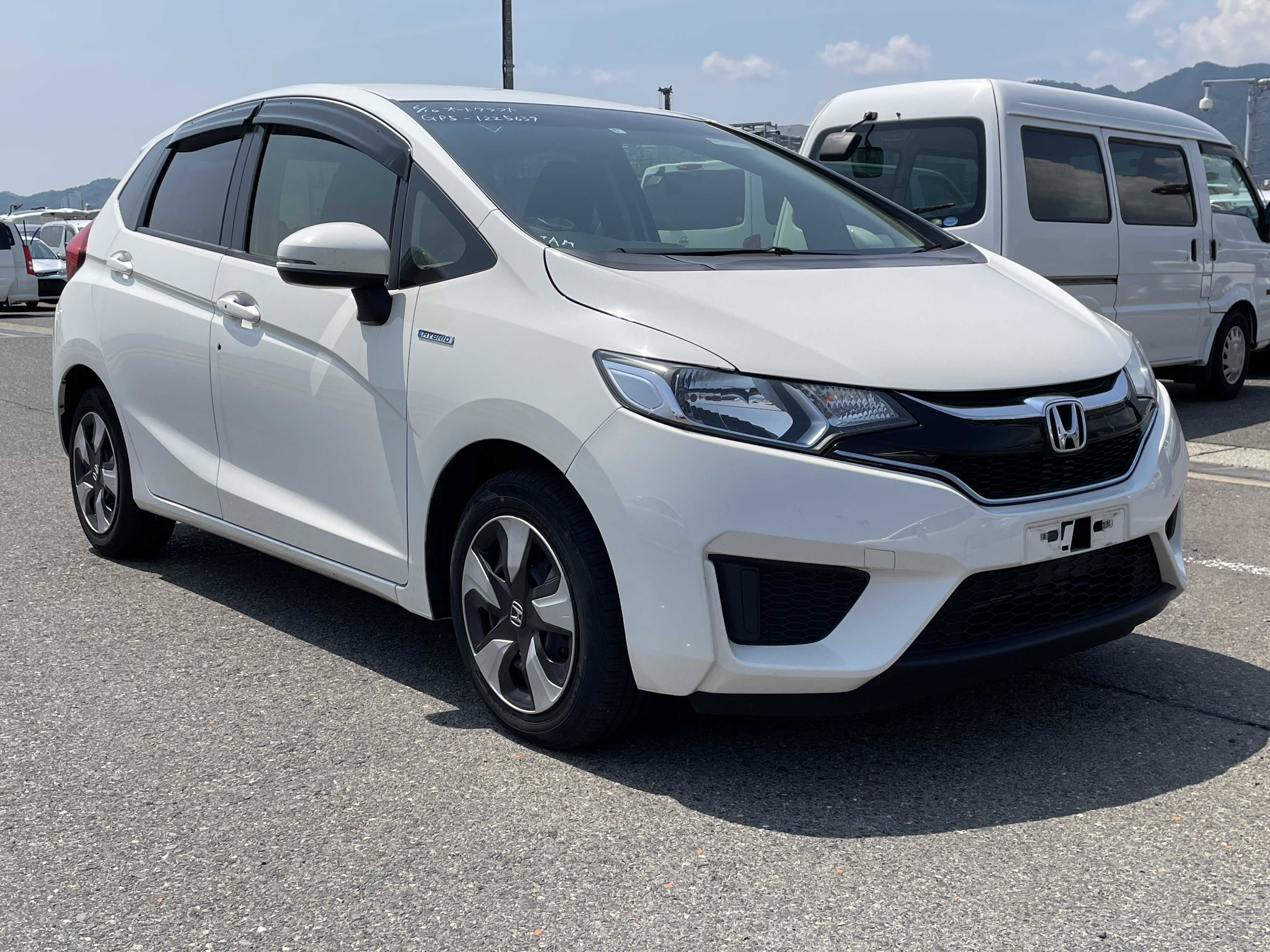 Honda Fit Hybrid 2017
