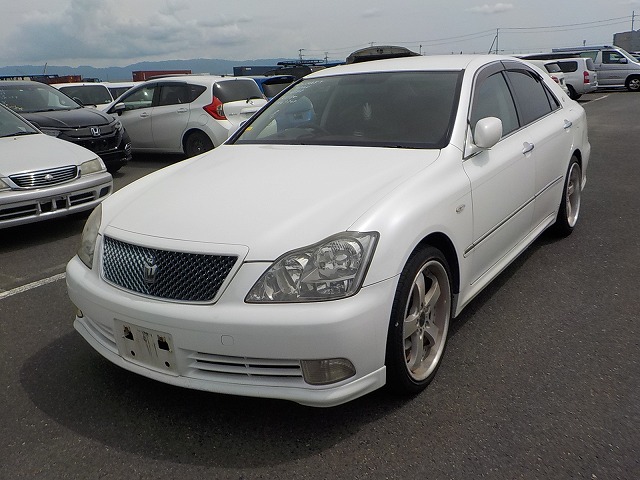 Toyota Crown 2004