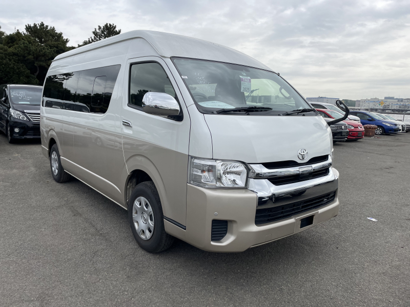 Toyota Hiace Wagon 2018