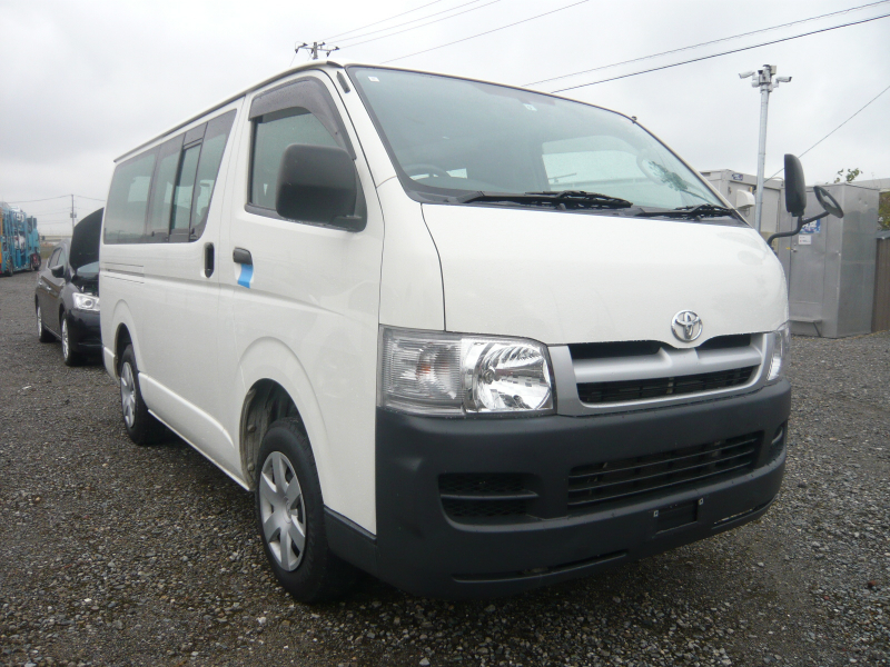 Toyota Hiace 2006