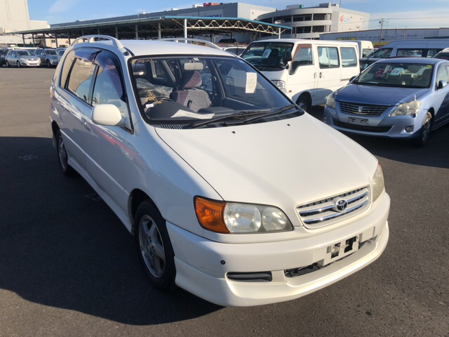 Toyota Ipsum 1999