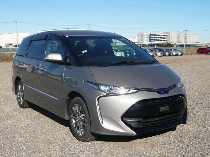 Toyota Estima Hybrid 2018