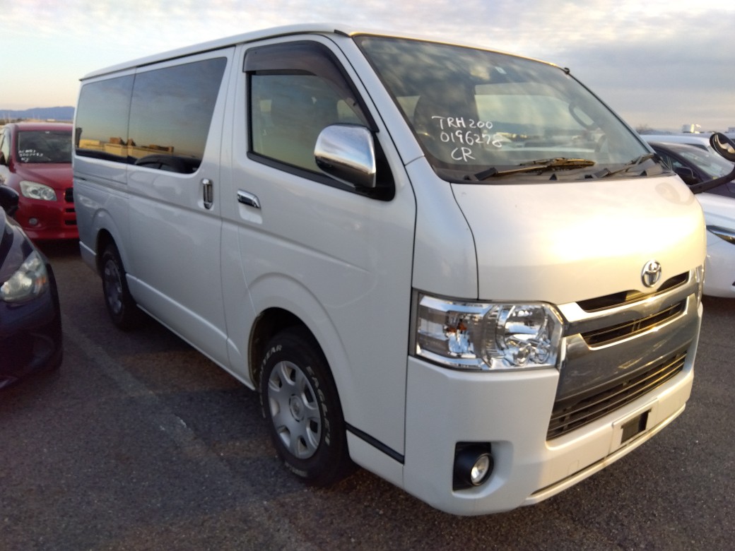 Toyota Hiace Van 2014