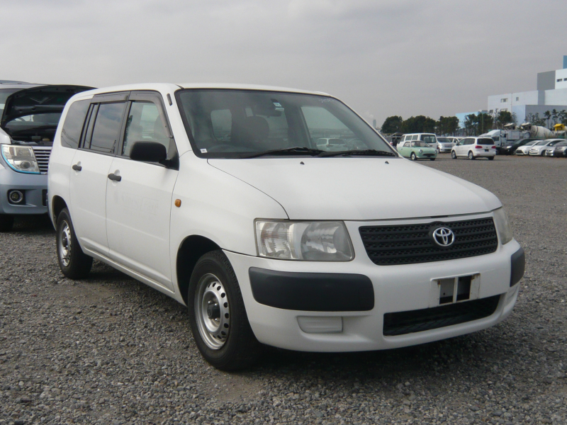 Toyota Succeed Van 2013