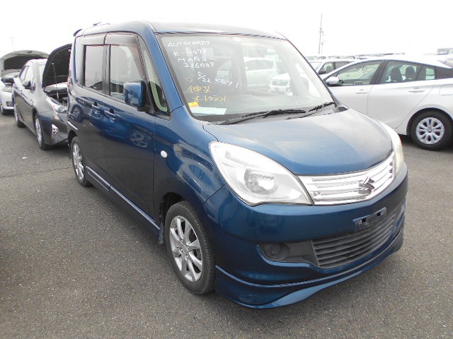 Suzuki Solio 2013