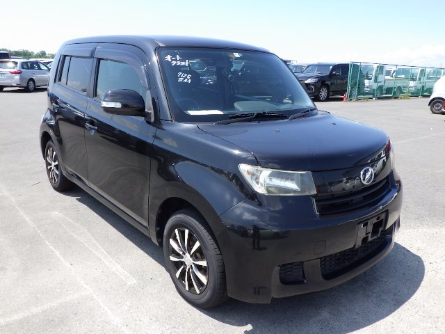 Toyota bB 2014