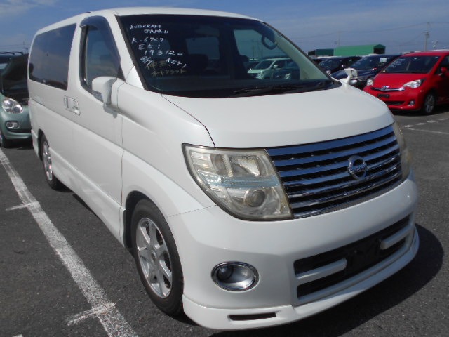 Nissan Elgrand 2007