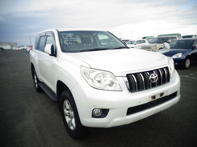 Toyota Land Cruiser Prado 2011