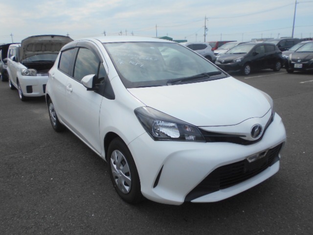 Toyota Vitz 2017