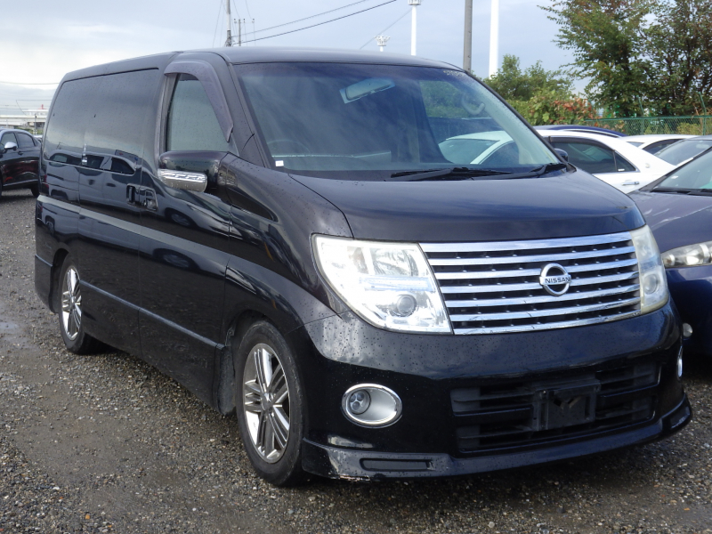 Nissan Elgrand 2006