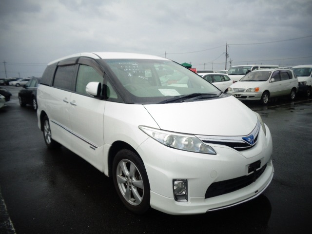 Toyota Estima Hybrid 2010