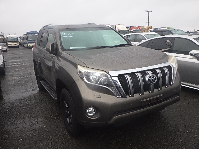 Toyota Land Cruiser Prado 2014