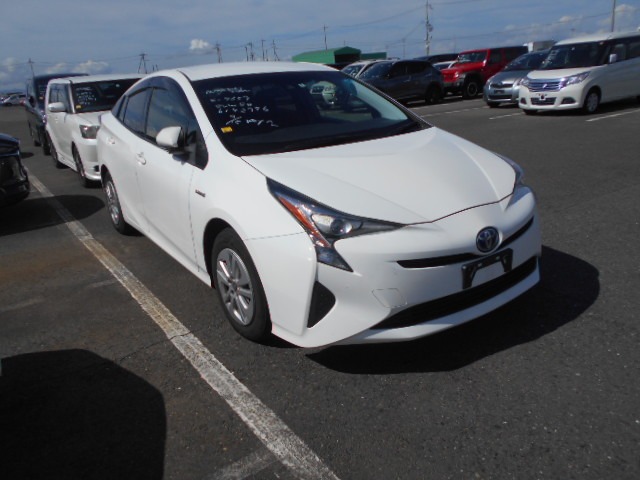 Toyota Prius 2018