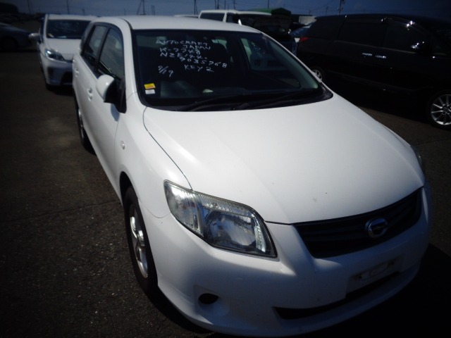 Toyota Corolla Fielder 2011