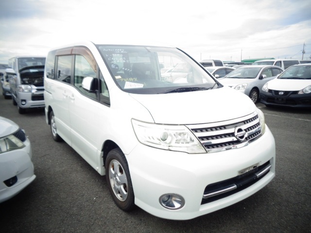 Nissan Serena 2009