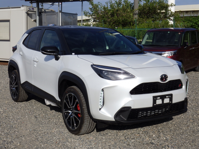 Toyota YARIS CROSS 2023