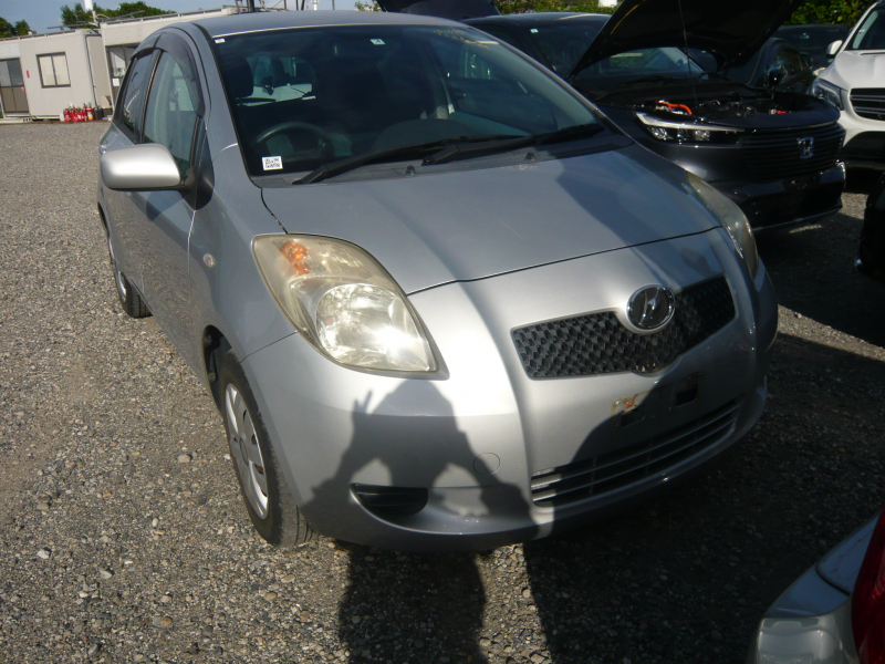 Toyota Vitz 2005