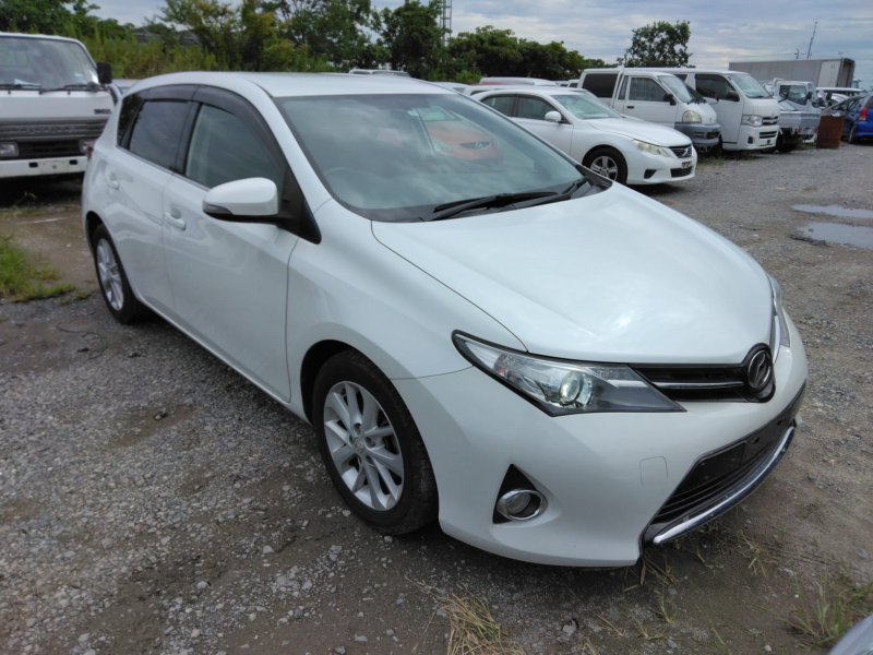 Toyota Auris 2013