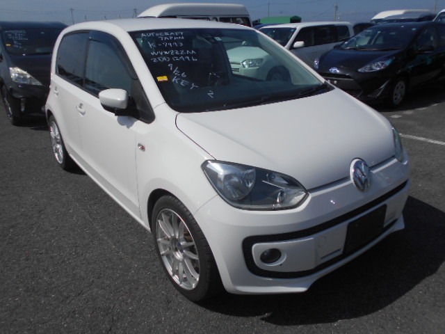 Volkswagen UP! 2012