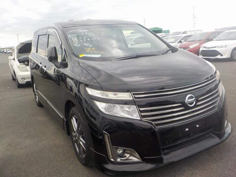 Nissan Elgrand 2013